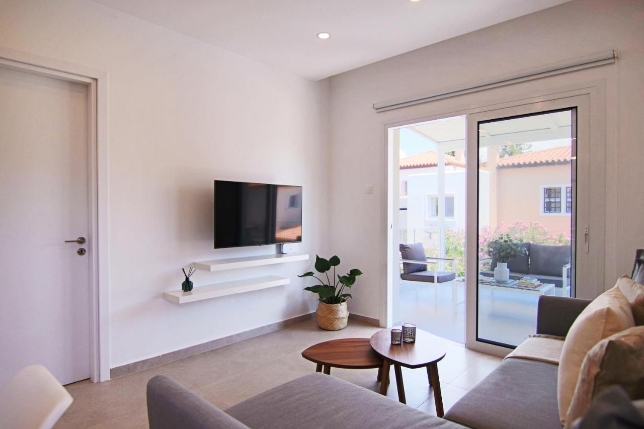 Phaedrus Living Seaside Luxury Limnaria 172 Apartment Paphos Exterior foto